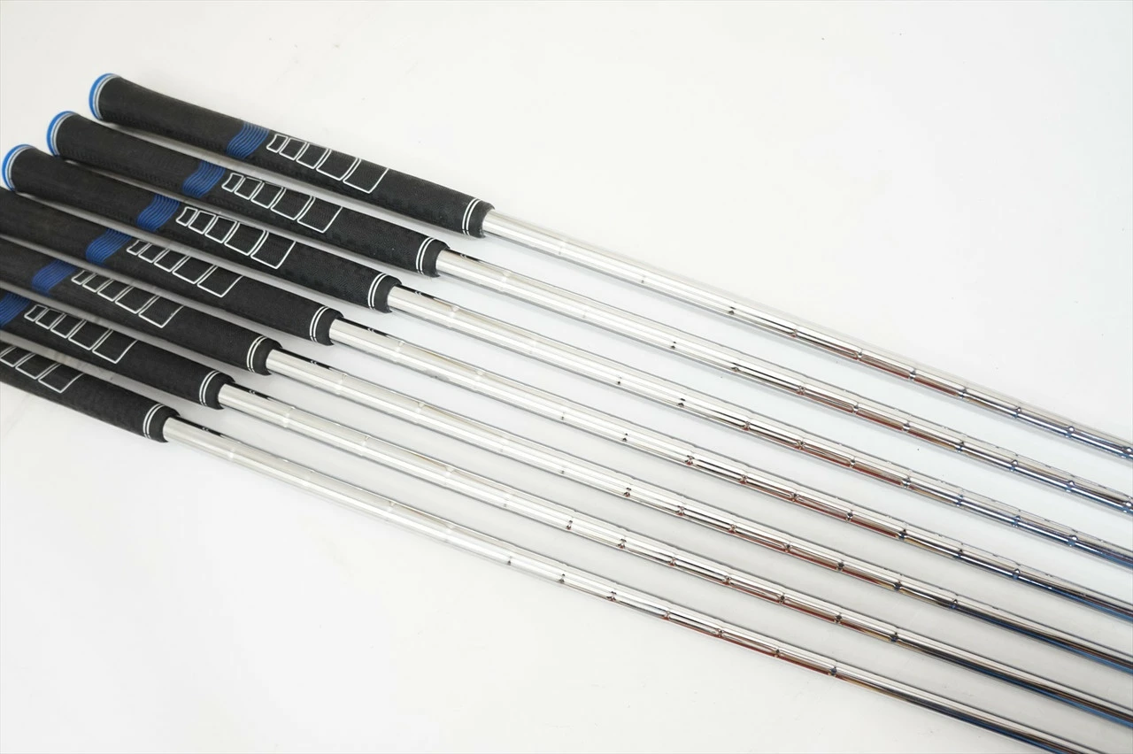 Cleveland Launcher Xl Iron Set 4-Pw Regular Dynamic Gold Dst 98G 1038592 Mint 4 Cleveland Launcher Xl Iron Set 4-Pw Regular Dynamic Gold Dst 98G 1038592 Mint - Image 2