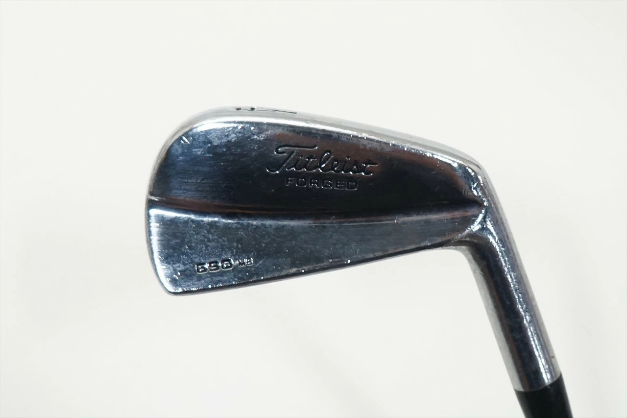 Titleist 690.Mb Forged 4 Iron Stiff Flex Dynamic Gold Steel 1045597 Fair 4 Titleist 690.Mb Forged 4 Iron Stiff Flex Dynamic Gold Steel 1045597 Fair - Image 2