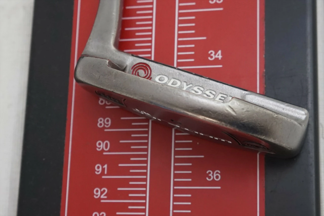 Odyssey White Ice 9 35" Putter Good Rh 1053801 8 Odyssey White Ice 9 35" Putter Good Rh 1053801 - Image 6
