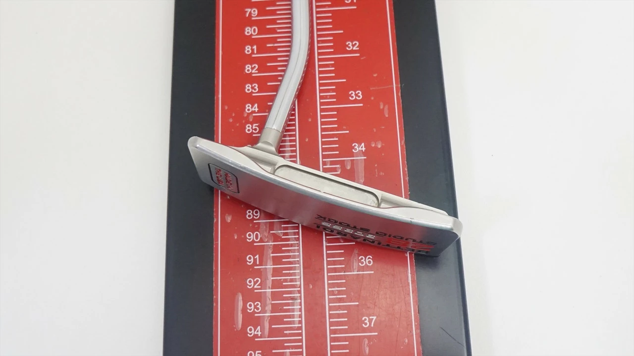 Bettinardi 2021 Studio Stock 28 35" Putter Good Rh 1061407 8 Bettinardi 2021 Studio Stock 28 35" Putter Good Rh 1061407 - Image 6